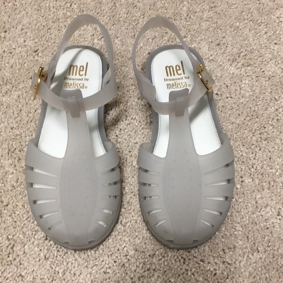 mel jelly sandals